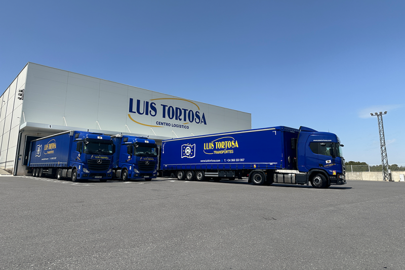 Desde nuestro inicio elegimos el transporte de gran volumen, aunque a lo largo de nuestra trayectoria hemos optado también por otras modalidades.